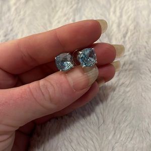 Clear blue/Silver Studs